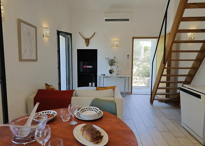 Дом отдыха Casa Di Lilla - Escapade Dans Maison De Charme San-Gavino-di-Carbini